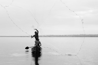 Pêcheurs sur le Lac Victoria en Ouganda